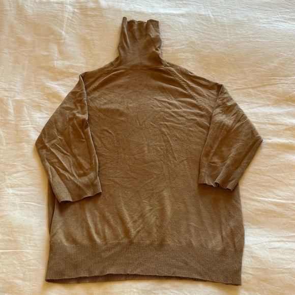 Zara Sweaters - Zara knit short sleeve sweater. Size S​​​​​